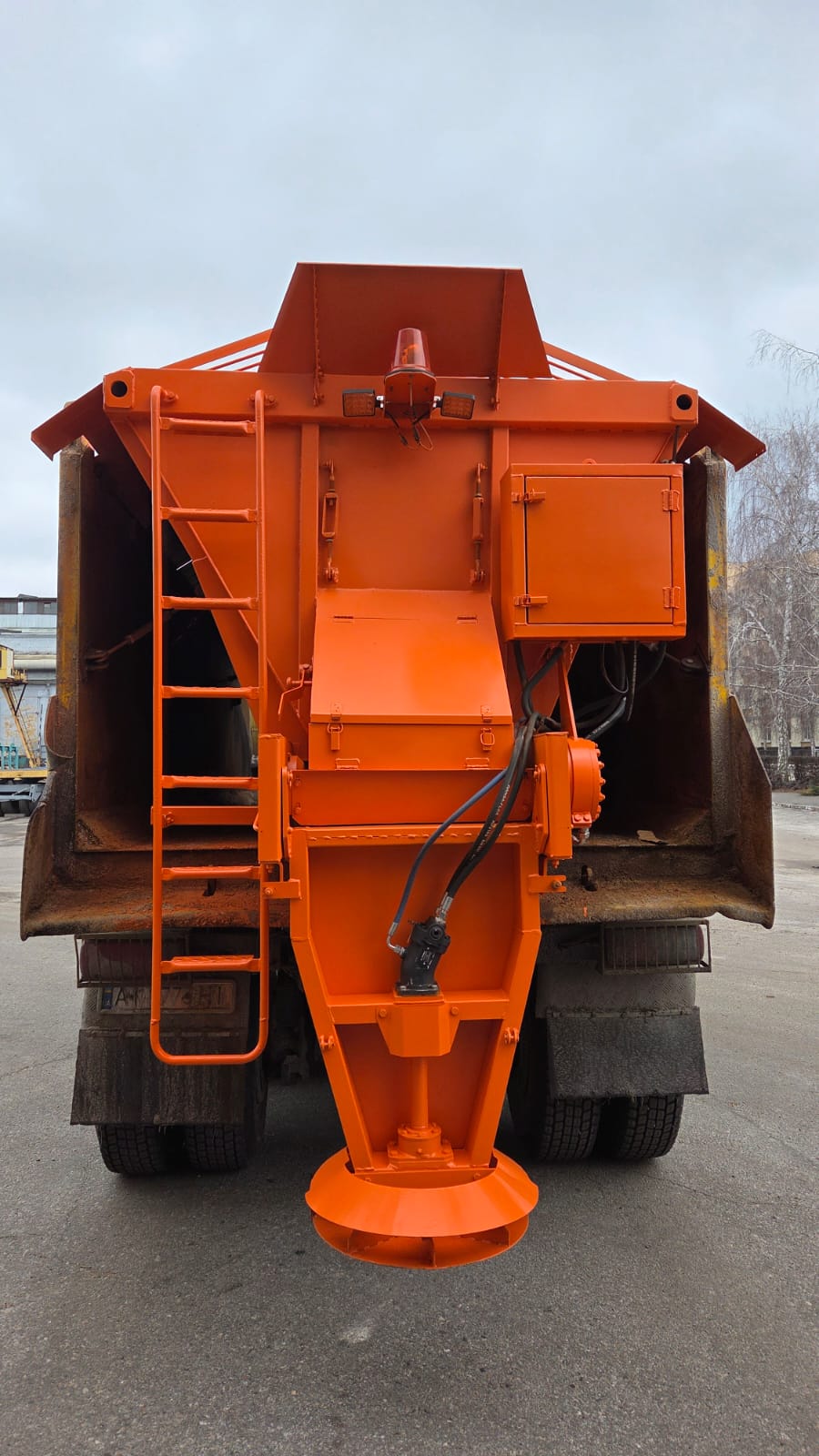 Пескоразбрасыватель 2