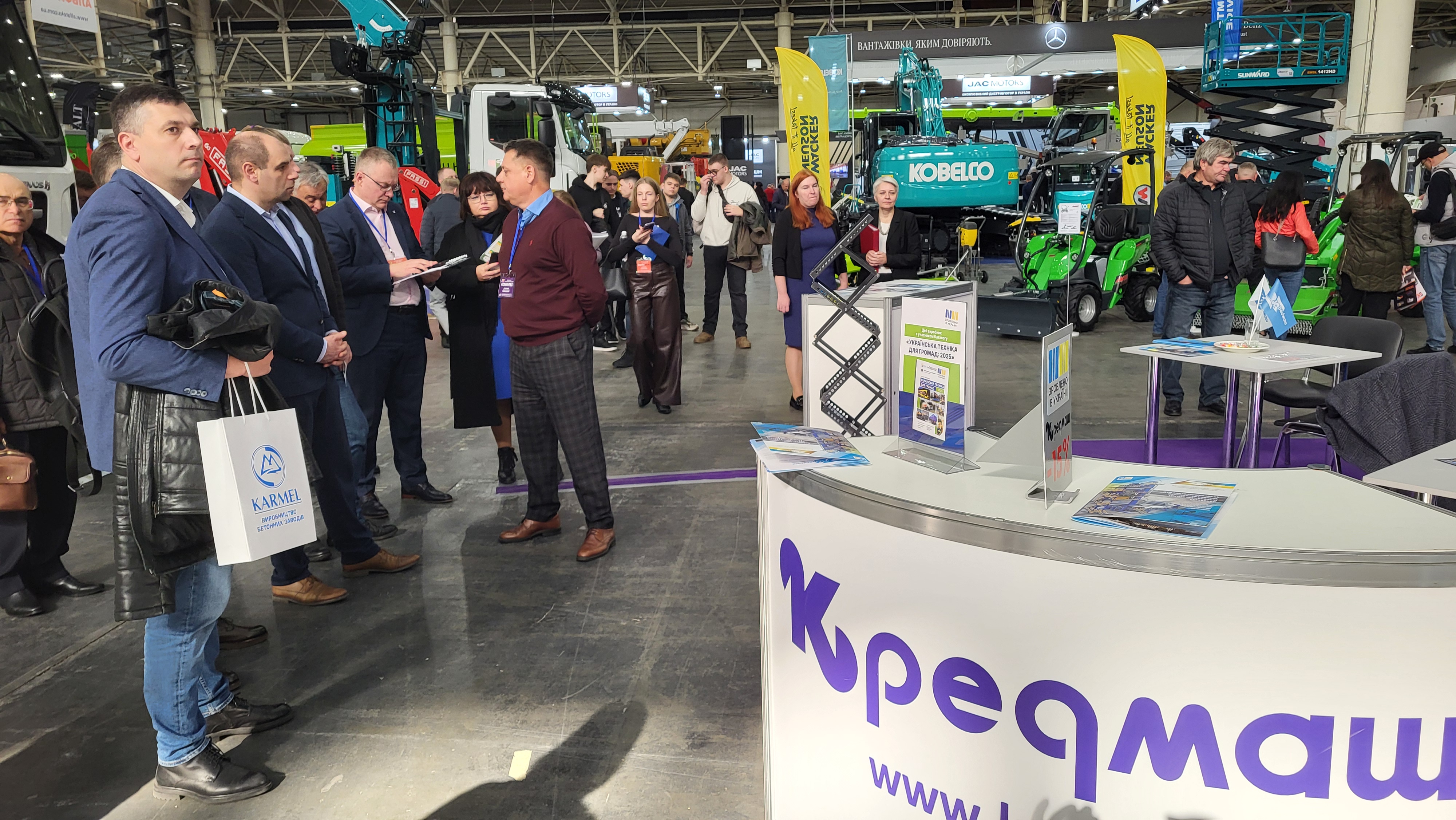 КомунТех-2025 — стенд Кредмаш 1