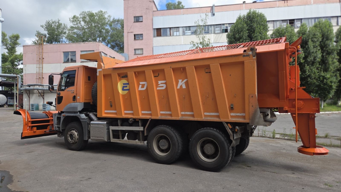 ПрАТ «Кредмаш» відвантажив 5 комплектів протиожеледного обладнання у Київську область