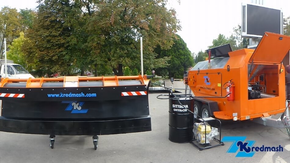 День машинобудівника: огляд новинок комунальної техніки ПрАТ Кредмаш