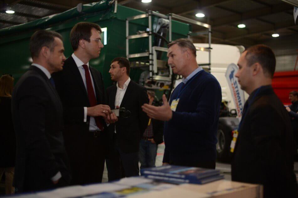 ПрАТ «КРЕДМАШ» НА ВИСТАВЦІ «АВТОТРАСА: ДОРОГИ. МОСТИ. ТУНЕЛІ»